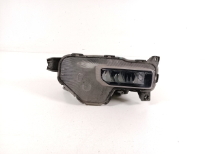 Front bumper fog light - 92202AT000