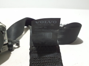 VOLVO EX30 I (2023–2026) Eesmine turvavöö 80001437 - 3