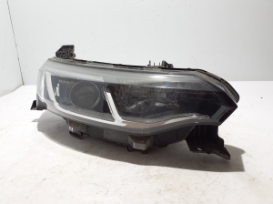 RENAULT Talisman II (2015–2026) Esituli 260108543R - 2