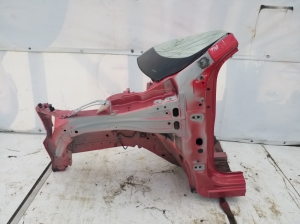   Quart avant de la carrosserie  -  