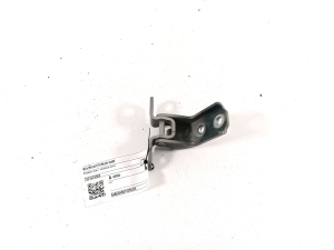   Front door top hinge  - 793102V000 