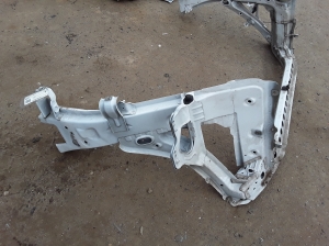 Chevrolet Silverado GMT K2XX (2013–2026) Schlossträger und seine Teile (Frontmaske) 86790624 - 3