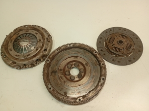 Kupplung und ihre Teile - 03L141016J