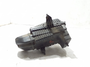 RENAULT Talisman II (2015–2026) Luftfiltergehäuse 165007664R - 3