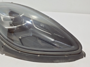 Porsche Macan (2014–2026) Headlight 95B941010AR - 7