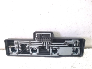 Lampenträger Rückleuchte außen - 1U9945258