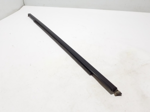 Porsche Macan (2014–2026) Rear side door outer window molding 95B839475D - 2