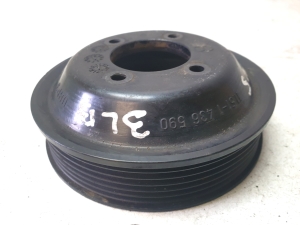 BMW 5 SERIES E39 (1995–2004) Riemenscheibe Wasserpumpe 1436590 - 4