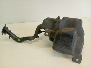 Mercedes Benz A-Class 176 (2012–2018) Front washer fluid reservoir A2468690120 - 2