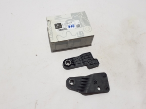 Mercedes Benz GLE-Class 167 (2019–2026) Scheinwerferhalter A1678204003