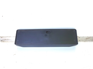 Kennzeichenhalter der vorderen Stoßstange - 71145-T1e