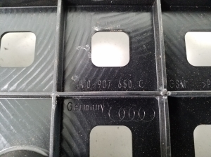 AUDI Q7 (2015–2026) Engine control unit bracket - 2