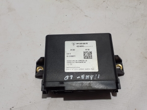   GPS-Steuergerät  - 7PP035620FE 