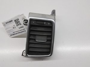 Dashboard air vent grilles - 970553172