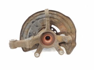 Infiniti Q30 (2015–2018) Front wheel hub 400145DA0A - 2