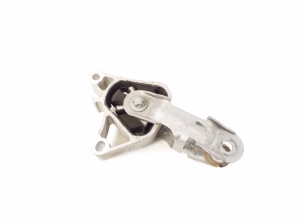 Infiniti Q30 (2015–2018) Engine mount 113505DA0A - 2