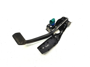 Land Rover Evoque (2011–2018) Piduripedaal GJ322D094CB - 2