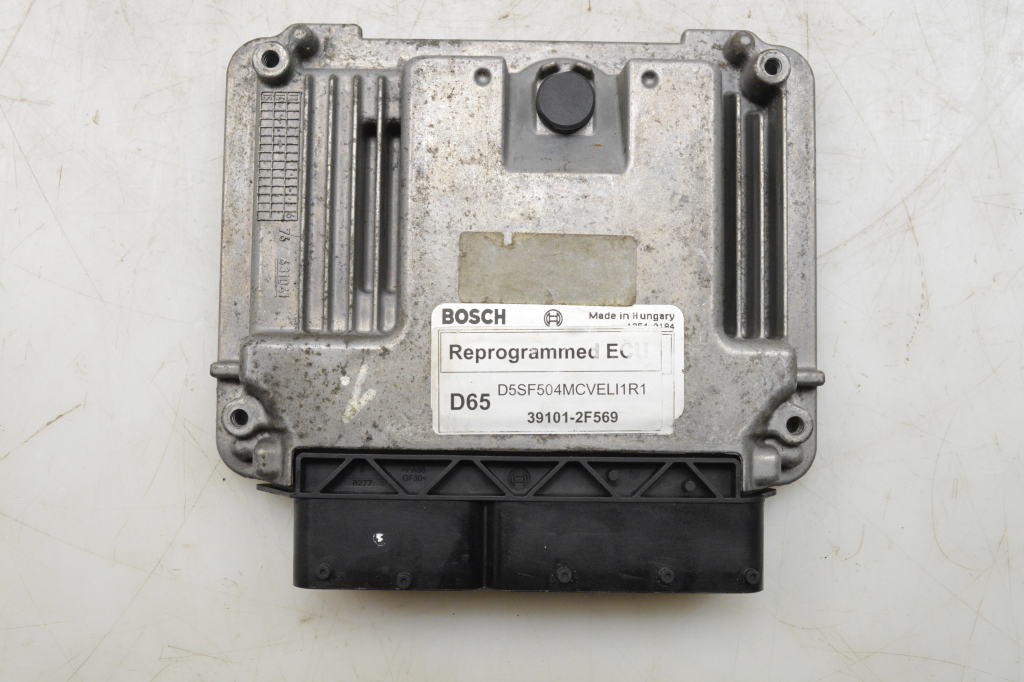 Kia Sportage (2010–2016) Engine control unit 391012F569 Kia Sportage (2010–2016) Engine control unit 391012F569