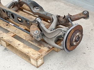 AUDI Q5 (2008–2017) Hinterachse und ihre Teile 8R0505235N - 6