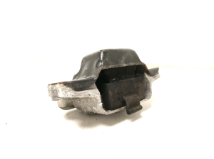Volkswagen Tiguan (2007–2016) Engine mount 5N0199555 - 3