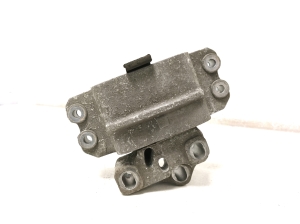 Volkswagen Tiguan (2007–2016) Engine mount 5N0199555 - 4