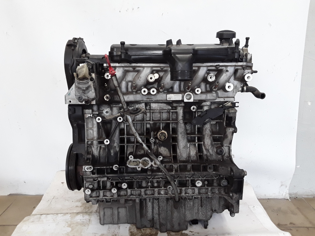 VOLVO XC70 2 generation (2000-2007) Bare Engine D5244T4 21090424