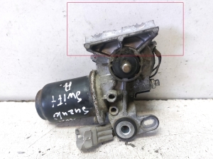 Suzuki Swift III (2004–2010) Scheibenwischermotor vorne 3810063J60 - 3