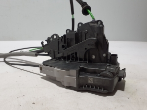 Mercedes Benz EQS 297 (2021–2026) Esiukse lukk A0997205102 - 3