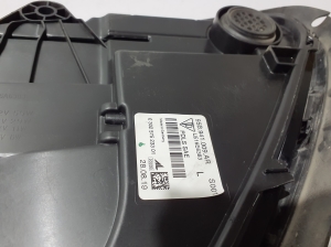 Porsche Macan (2014–2026) Esituli 95B941009AR - 8