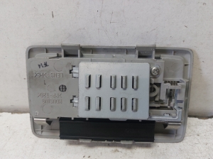 Suzuki Swift III (2004–2010) Front interior lighting panel - 2
