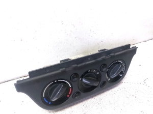 Suzuki Swift III (2004–2010) Heater control panel - 3