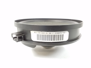 Infiniti Q30 (2015–2018) Speaker A2468200100 - 4