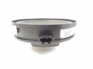 Infiniti Q30 (2015–2018) Speaker A2468200100 - 2