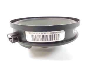 Infiniti Q30 (2015–2018) Speaker A2468200100 - 3