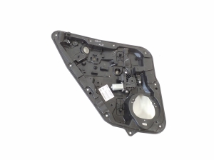   Rear side door window regulator and its parts  - 827215DM0A 