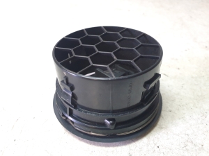 Dashboard air vent grilles - 7363058J0