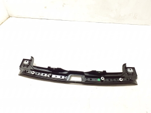 VOLVO XC60 (2017–2026) Rear panel interior trim 39841600 - 4