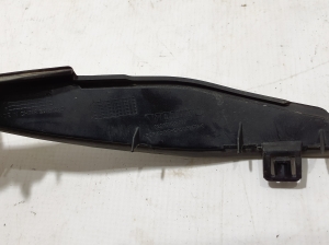VOLVO XC60 (2017–2026) Windshield pillar outer molding 32210591 - 3