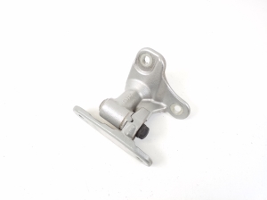   Unteres Scharnier Tür hinten  - 824215DA0A 