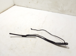 VOLVO XC60 (2017–2026) Windshield wiper arm 31662322 - 3