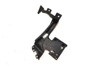 Land Rover Evoque (2011–2018) Rear bumper bracket EJ3217A150AE - 2