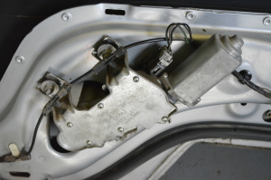 Land Rover Discovery III (2004–2009) Heckklappe - 4