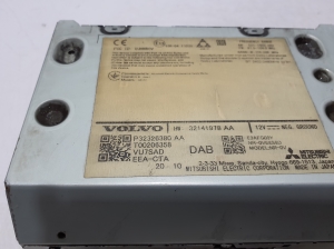 VOLVO XC60 (2017–2026) Radio (head unit) 32326380 - 2