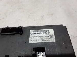 VOLVO XC60 (2017–2026) Front seat control unit 31652046 - 2