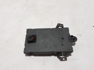 VOLVO XC60 (2017–2026) Front seat control unit 31652046 - 3