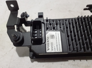 VOLVO XC60 (2017–2026) Esikaamera 32327233 - 3