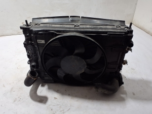 VOLVO XC60 (2017–2026) Radiator set and its parts - 2