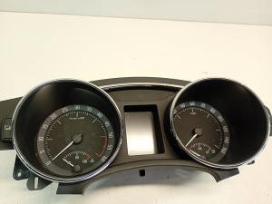 Skoda Superb (2008–2015) Mērinstrumentu panelis 3T2920941M - 6