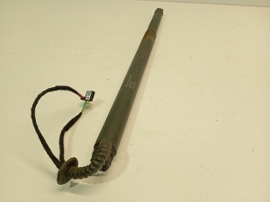 Skoda Superb (2008–2015) Trunk lid strut 3T0827852C - 2