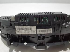 Mercedes Benz E-Class W212 (2009–2015) Instrument cluster A2129000825 - 2